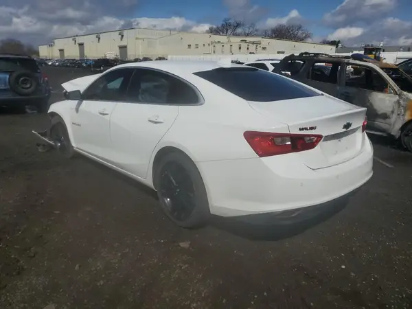 1G1ZD5ST0JF184637 2018 CHEVROLET MALIBU - Image 2