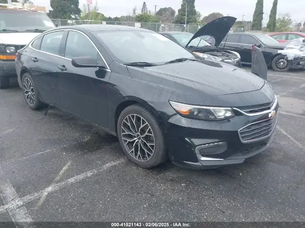 1G1ZD5ST0JF186176 2018 CHEVROLET MALIBU - Image 1