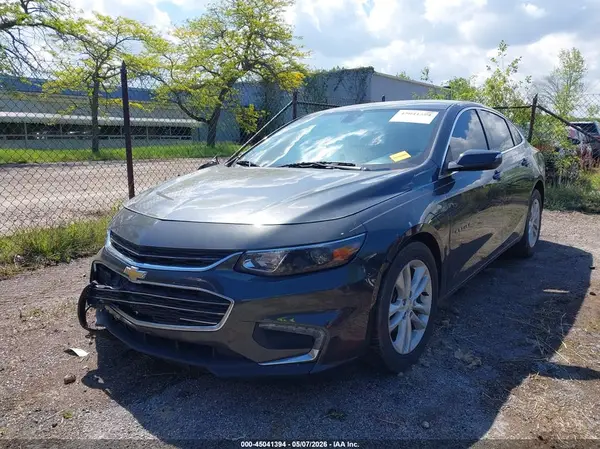 1G1ZD5ST0JF190793 2018 CHEVROLET MALIBU - Image 2