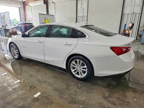 1G1ZD5ST0JF193631 2018 CHEVROLET MALIBU - Image 2