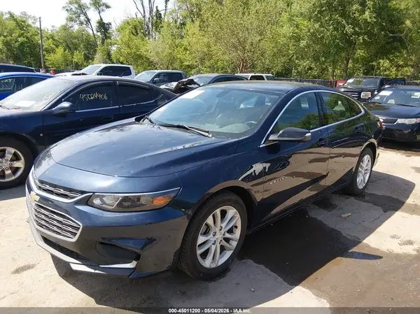 1G1ZD5ST0JF195170 2018 CHEVROLET MALIBU - Image 2