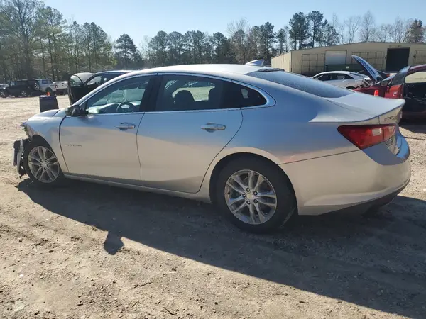 1G1ZD5ST0JF197663 2018 CHEVROLET MALIBU - Image 2