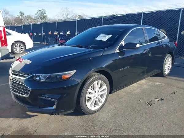 1G1ZD5ST0JF206247 2018 CHEVROLET MALIBU - Image 2