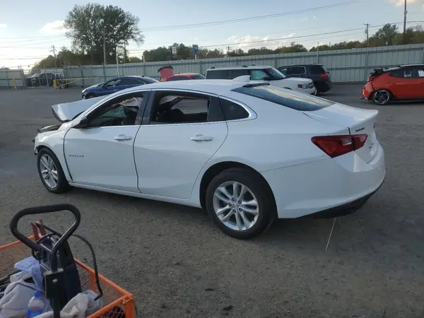 1G1ZD5ST0JF209746 2018 CHEVROLET MALIBU - Image 2
