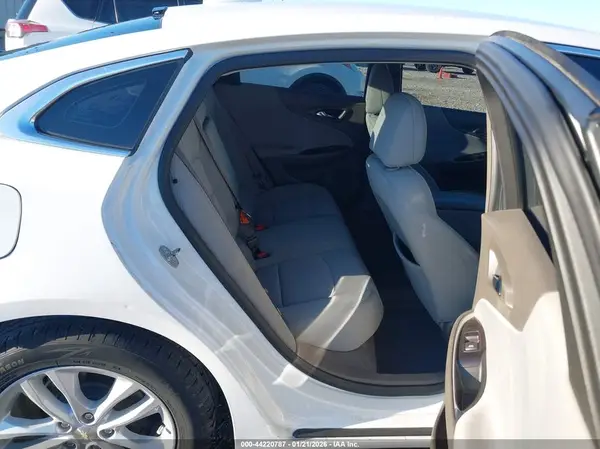 1G1ZD5ST0JF210329 2018 CHEVROLET MALIBU - Image 8