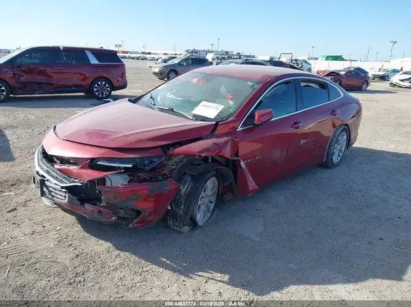 1G1ZD5ST0JF214865 2018 CHEVROLET MALIBU - Image 2