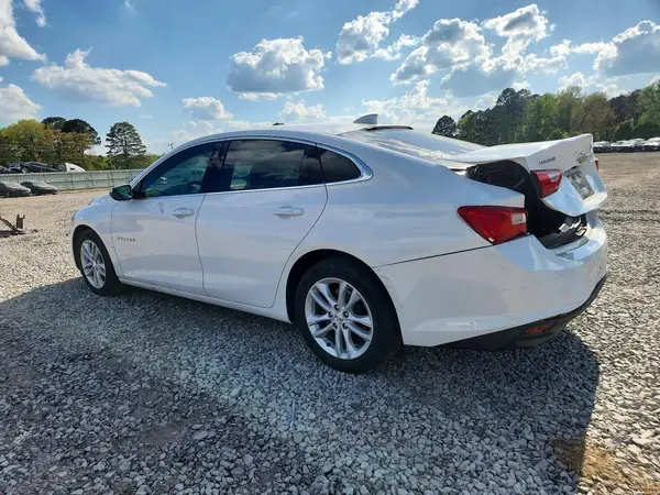 1G1ZD5ST0JF215059 2018 CHEVROLET MALIBU - Image 2
