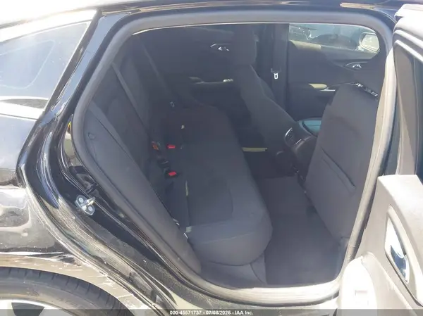 1G1ZD5ST0JF215076 2018 CHEVROLET MALIBU - Image 8