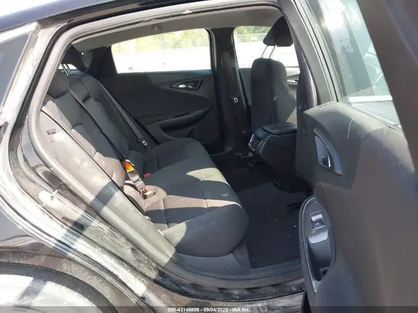 1G1ZD5ST0JF217121 2018 CHEVROLET MALIBU - Image 8