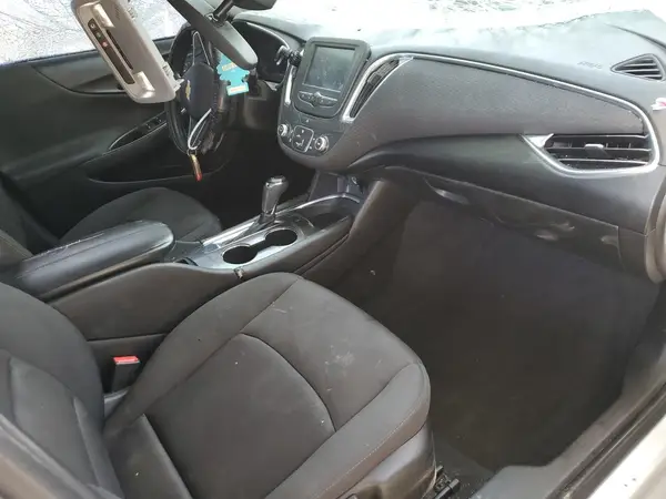 1G1ZD5ST0JF225249 2018 CHEVROLET MALIBU - Image 8