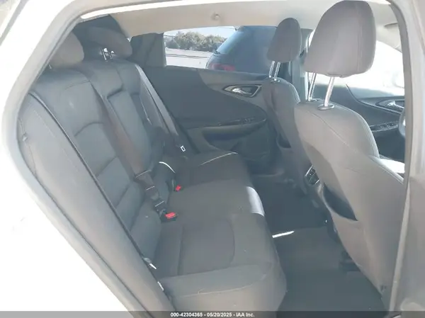 1G1ZD5ST0JF225557 2018 CHEVROLET MALIBU - Image 8