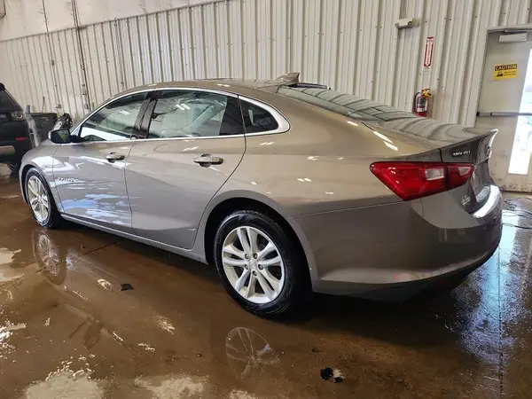 1G1ZD5ST0JF226224 2018 CHEVROLET MALIBU - Image 2