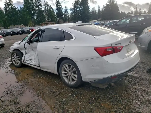 1G1ZD5ST0JF228295 2018 CHEVROLET MALIBU - Image 2