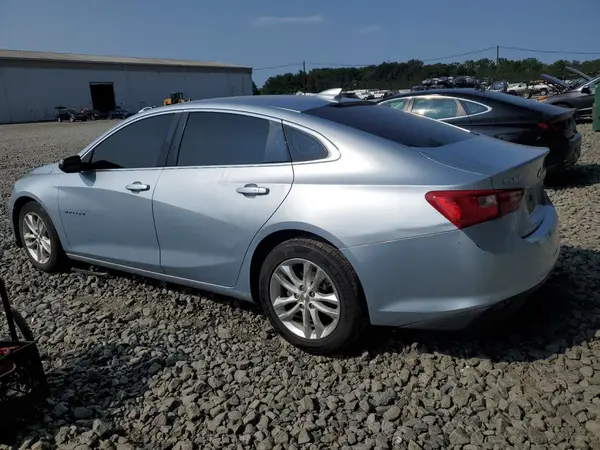 1G1ZD5ST0JF228801 2018 CHEVROLET MALIBU - Image 2