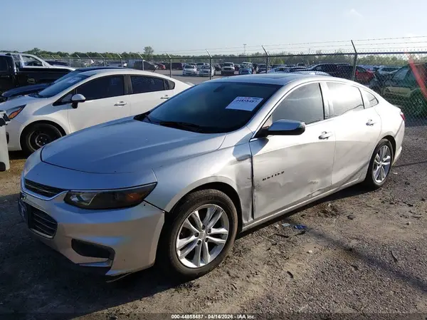 1G1ZD5ST0JF231827 2018 CHEVROLET MALIBU - Image 2