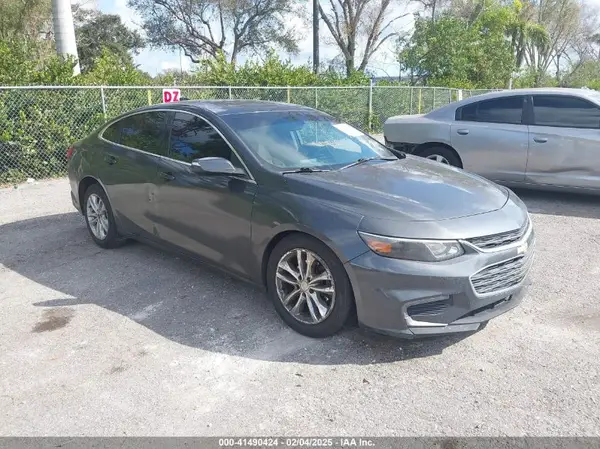 1G1ZD5ST0JF234985 2018 CHEVROLET MALIBU - Image 1