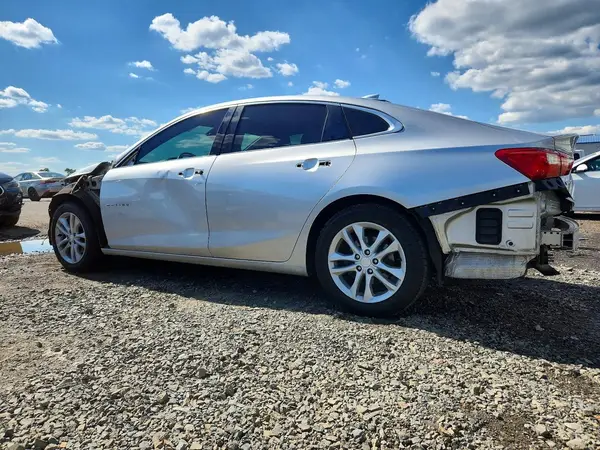 1G1ZD5ST0JF235165 2018 CHEVROLET MALIBU - Image 2