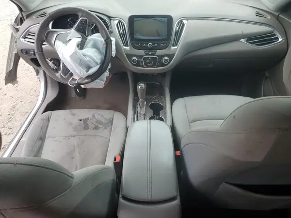 1G1ZD5ST0JF239071 2018 CHEVROLET MALIBU - Image 8
