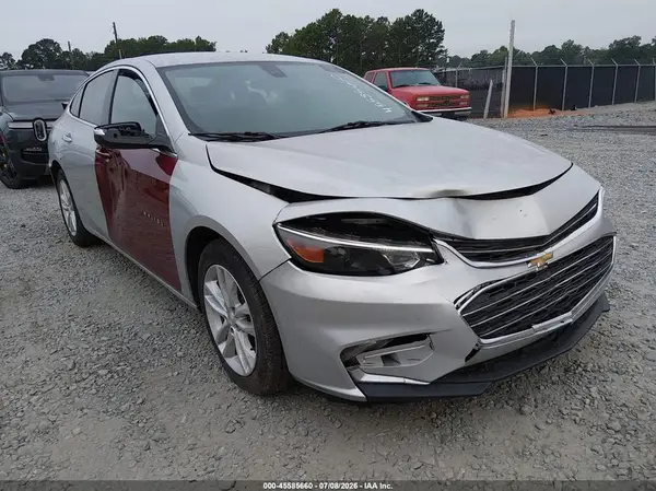1G1ZD5ST0JF239149 2018 CHEVROLET MALIBU - Image 1