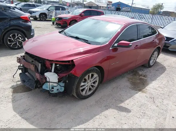 1G1ZD5ST0JF240592 2018 CHEVROLET MALIBU - Image 2