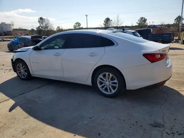 1G1ZD5ST0JF244013 2018 CHEVROLET MALIBU - Image 2