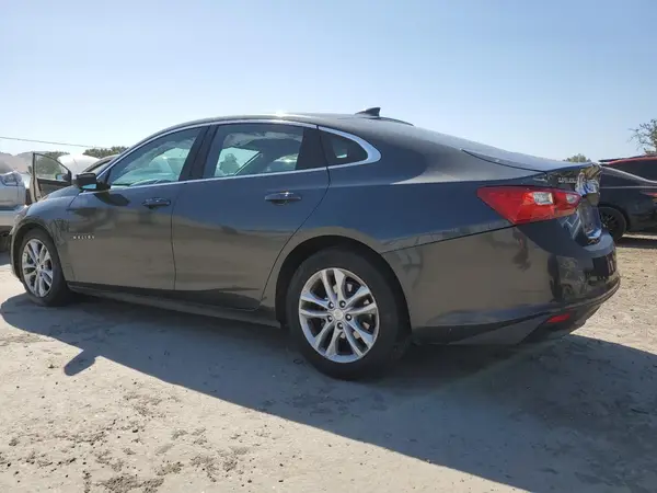 1G1ZD5ST0JF245047 2018 CHEVROLET MALIBU - Image 2