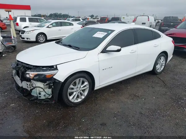 1G1ZD5ST0JF245162 2018 CHEVROLET MALIBU - Image 2