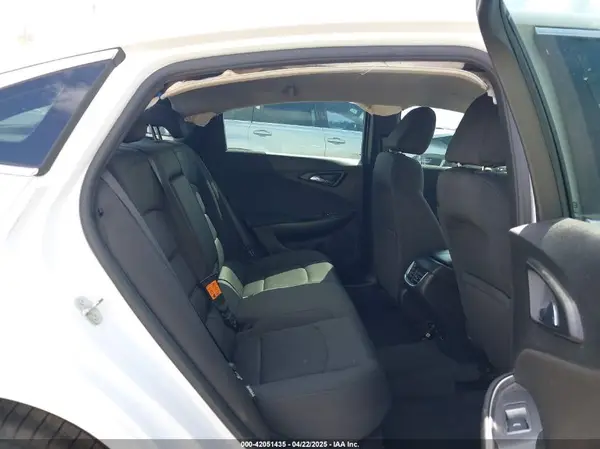1G1ZD5ST0JF245789 2018 CHEVROLET MALIBU - Image 8