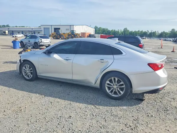 1G1ZD5ST0JF245839 2018 CHEVROLET MALIBU - Image 2