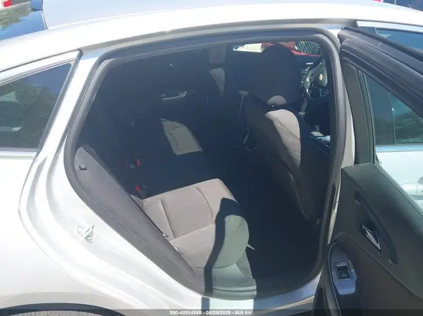 2018 CHEVROLET MALIBU IAAI lot 45954946 auction photo 8