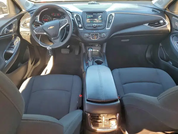 1G1ZD5ST0JF250975 2018 CHEVROLET MALIBU - Image 8