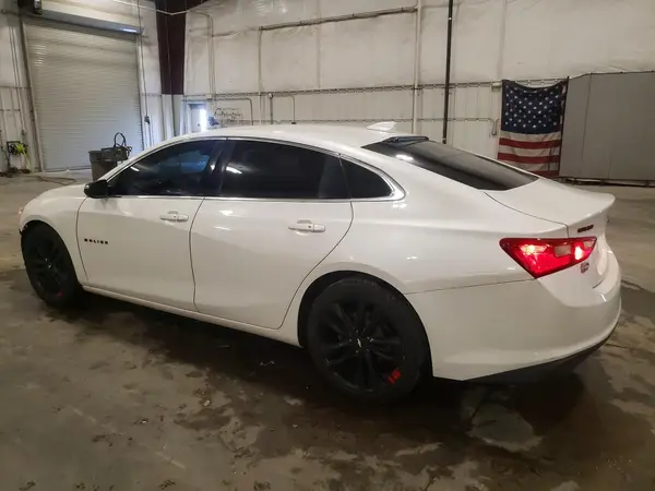 1G1ZD5ST0JF252242 2018 CHEVROLET MALIBU - Image 2