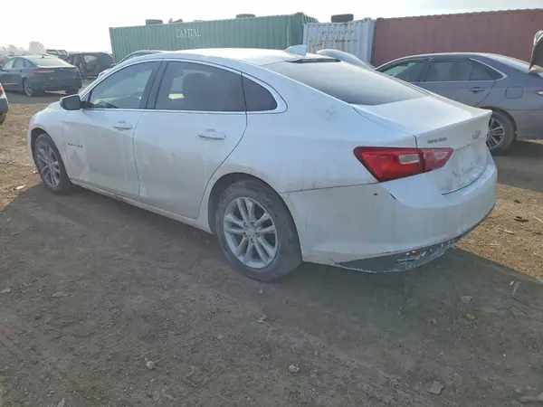 1G1ZD5ST0JF253682 2018 CHEVROLET MALIBU - Image 2
