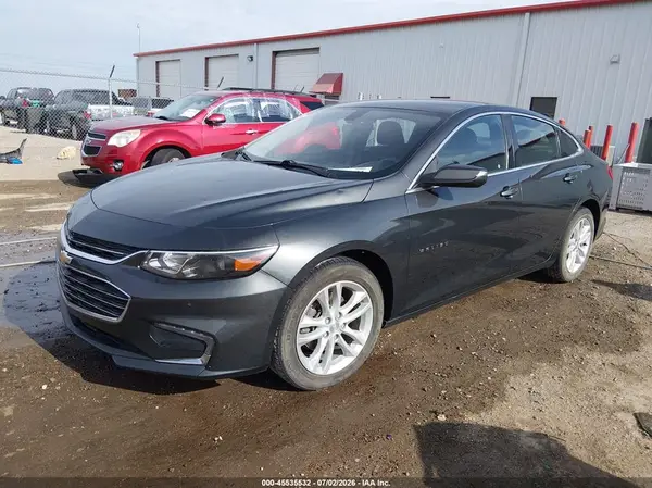 1G1ZD5ST0JF254363 2018 CHEVROLET MALIBU - Image 2
