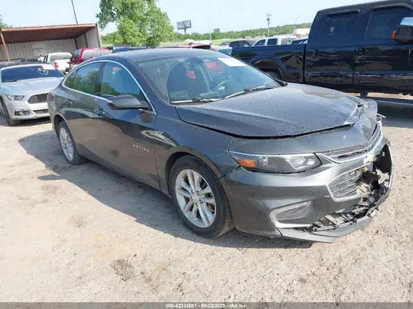 1G1ZD5ST0JF257277 2018 CHEVROLET MALIBU - Image 1