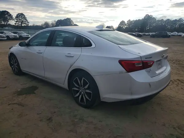 1G1ZD5ST0JF261880 2018 CHEVROLET MALIBU - Image 2