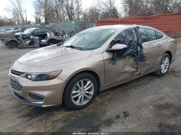 1G1ZD5ST0JF262608 2018 CHEVROLET MALIBU - Image 2