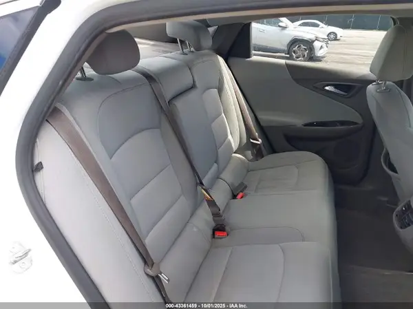 1G1ZD5ST0JF264360 2018 CHEVROLET MALIBU - Image 8