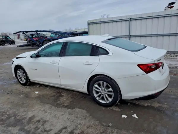 1G1ZD5ST0JF264522 2018 CHEVROLET MALIBU - Image 2