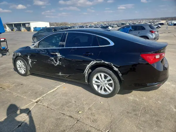 1G1ZD5ST0JF265850 2018 CHEVROLET MALIBU - Image 2