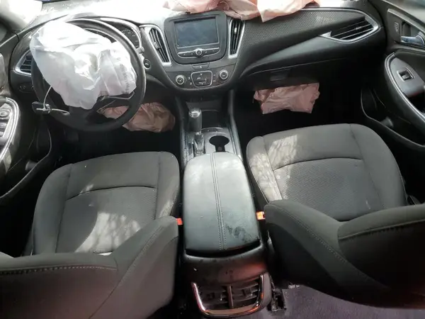 1G1ZD5ST0JF266769 2018 CHEVROLET MALIBU - Image 8