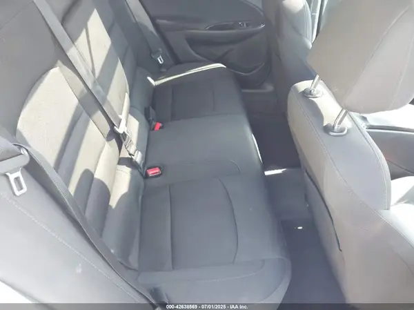 1G1ZD5ST0JF269784 2018 CHEVROLET MALIBU - Image 8