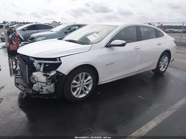1G1ZD5ST0JF270840 2018 CHEVROLET MALIBU - Image 2