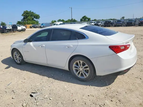 1G1ZD5ST0JF276380 2018 CHEVROLET MALIBU - Image 2