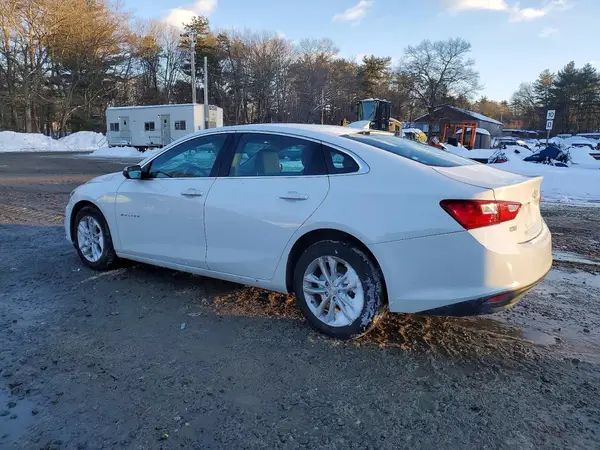 1G1ZD5ST0JF277061 2018 CHEVROLET MALIBU - Image 2