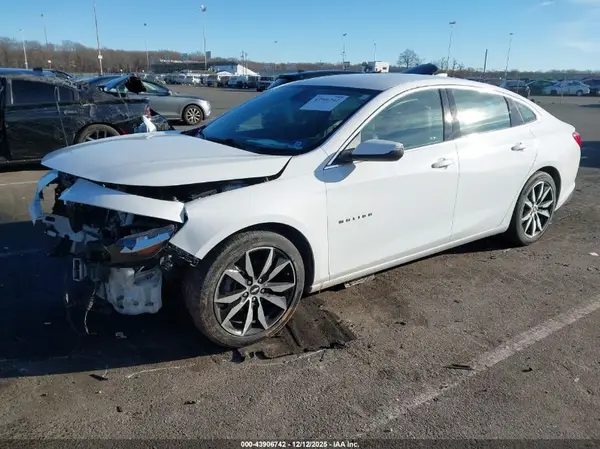 1G1ZD5ST0JF277223 2018 CHEVROLET MALIBU - Image 2