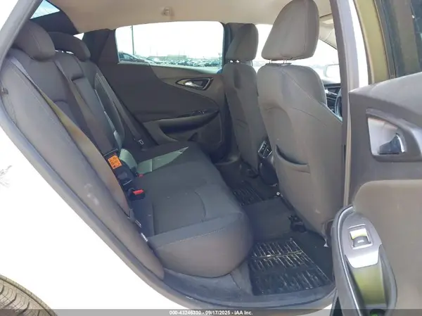 1G1ZD5ST0JF280378 2018 CHEVROLET MALIBU - Image 8