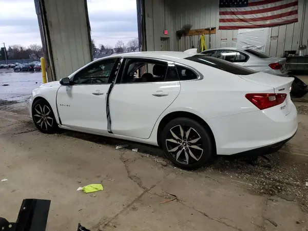 1G1ZD5ST0JF280591 2018 CHEVROLET MALIBU - Image 2