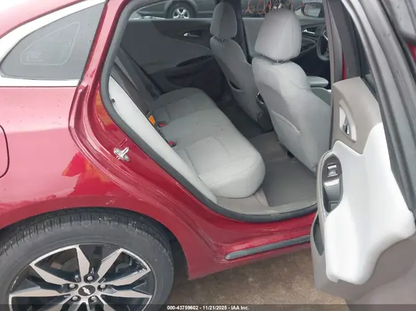 1G1ZD5ST0JF282681 2018 CHEVROLET MALIBU - Image 8