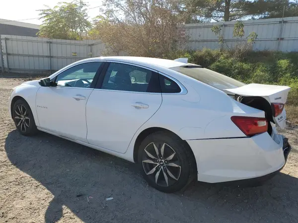 1G1ZD5ST0JF284785 2018 CHEVROLET MALIBU - Image 2